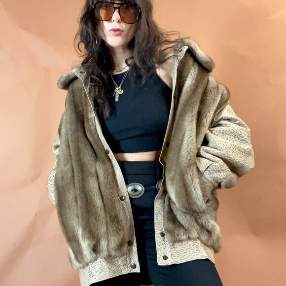 Mob Wife Fur and Leather Coat - 80s 90s - Picture 4 of 11